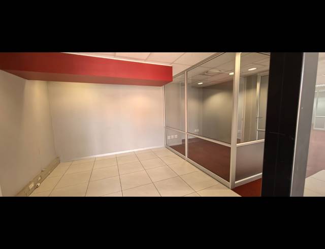 176.50M² OFFICE TO LET IN BO-DORP
